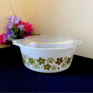 Vintage Pyrex Spring Blossom Casserole Dish Crazy Daisy #472 Green Floral Retro